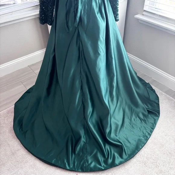 NEW Emerald Green Dress Sequin Dress with Long Sleeves NWOT Size 1XL/16W - Picture 9 of 14